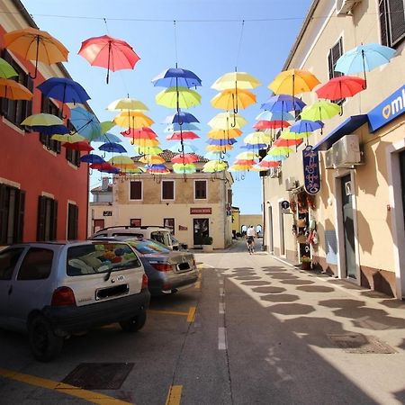 Tamaris, 600 M From The Beach Novigrad Istria エクステリア 写真